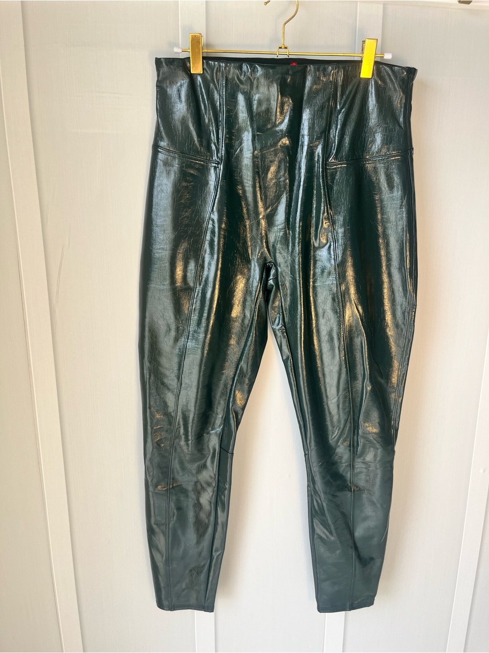 SPANX High-Shine Vegan Leather Leggings - Deep Green Size Large